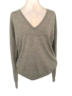 One x One Teaspoon Gray V-Neck Lightweight Women's Small Sweater Capsule Casual